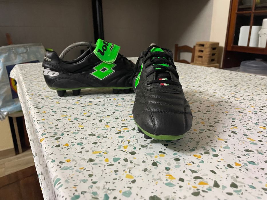 Botas futebol em pele lotto stadio