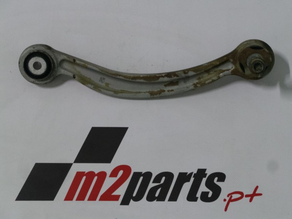 Braço Mercedes-Benz C-Class Ref: 0004686