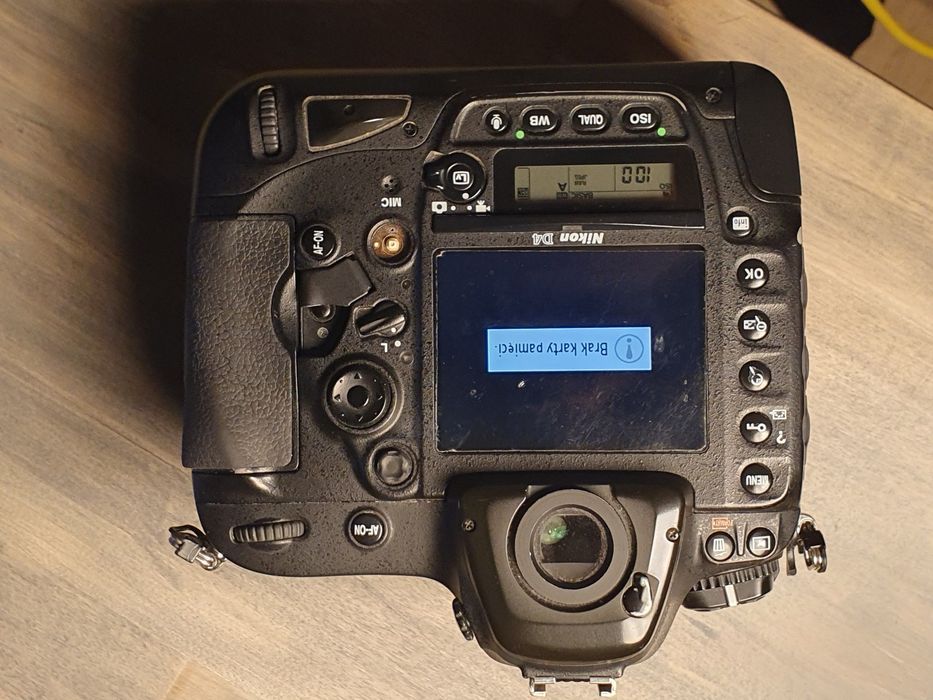 Nikon D4 body, przebieg 178 tyś.