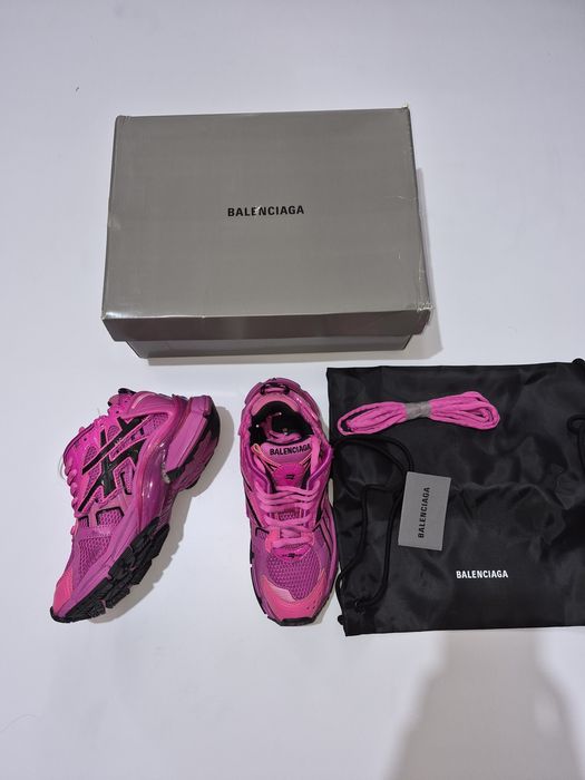 ОСТАННЯ ПАРА Рожеві Balenciaga Runner 38,39