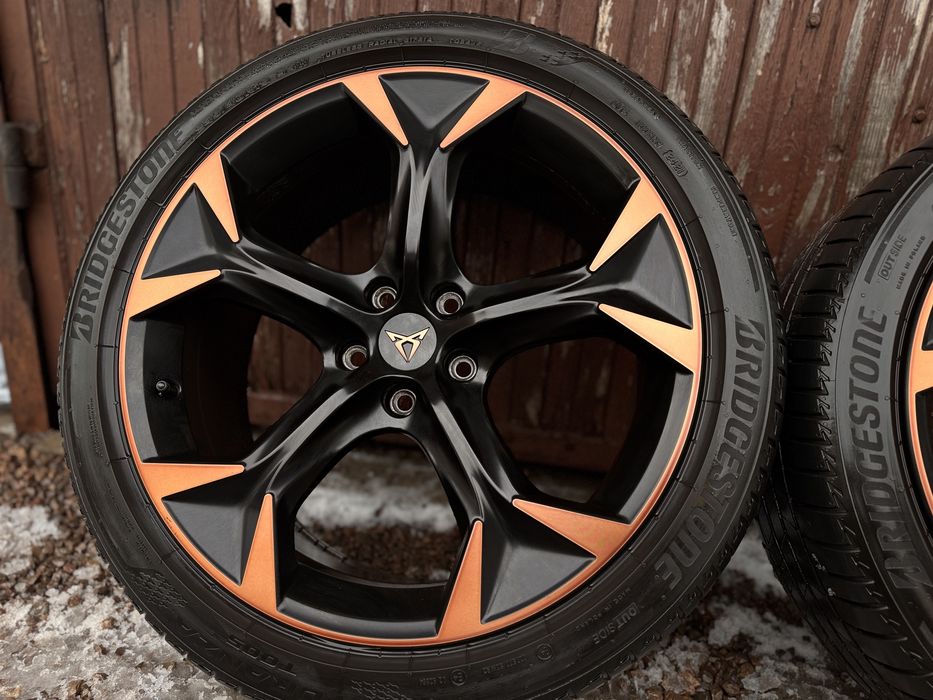 Felgi Koła 19 5x112 CUPRA FORMENTOR Oryginał Opony letnie Bridgestone