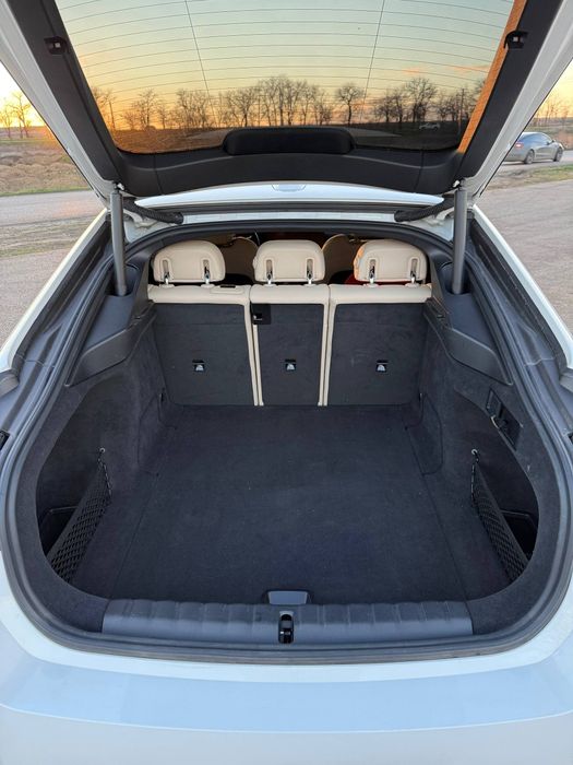 Bmw i4 стан нової