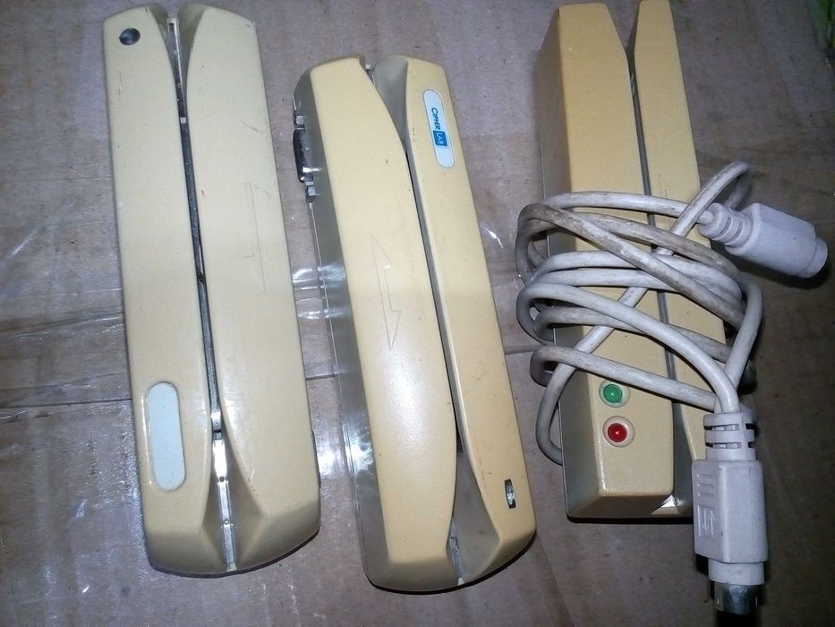 считыватели магнитных карт 3 штуки. MSR-12KM, MagStar-112 (1 лотом)