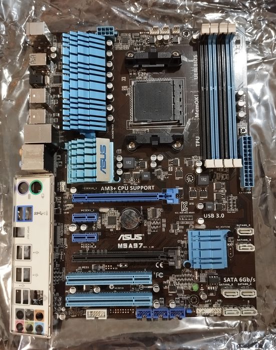 Материнская плата AM3+  Asus M5A97  чип.AMD 970