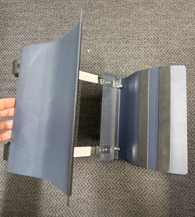 Suporte de chão para PC Desktop