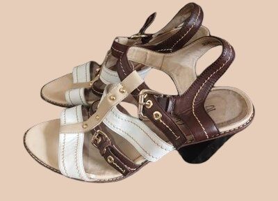 Шкіряні босоніжки жіночі