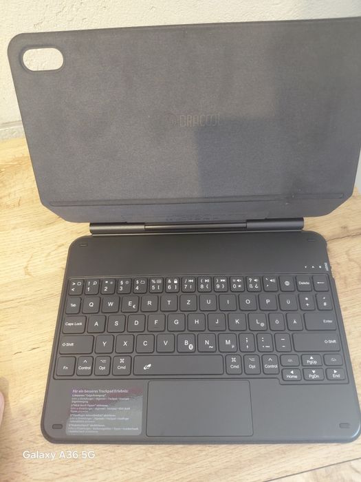 Etui z klawiaturą Bluetooth HOU do iPad Air 4 / Air 5 10,9"