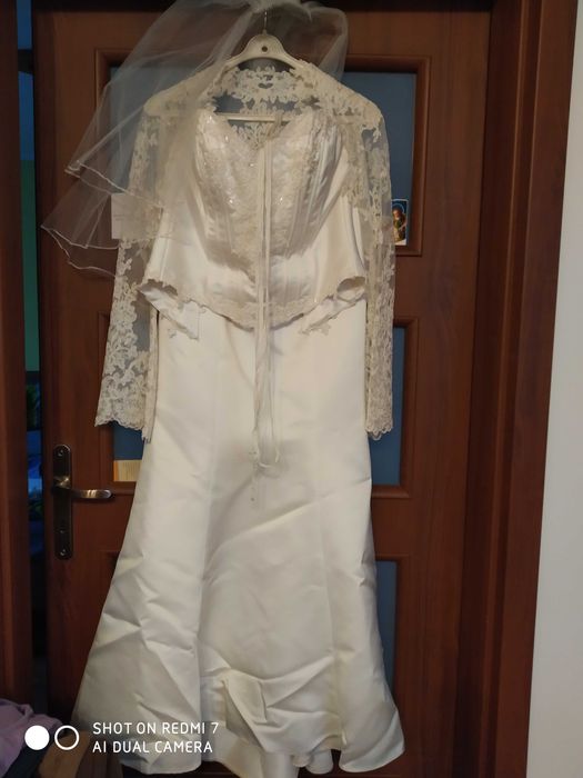 Suknia ślubna rozmiar 36