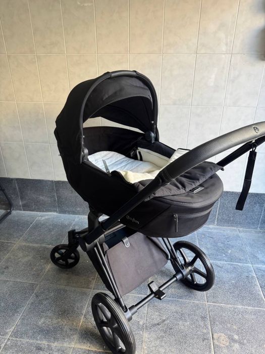 Cybex Priam III 3 в 1 Deep Black + автокрісло