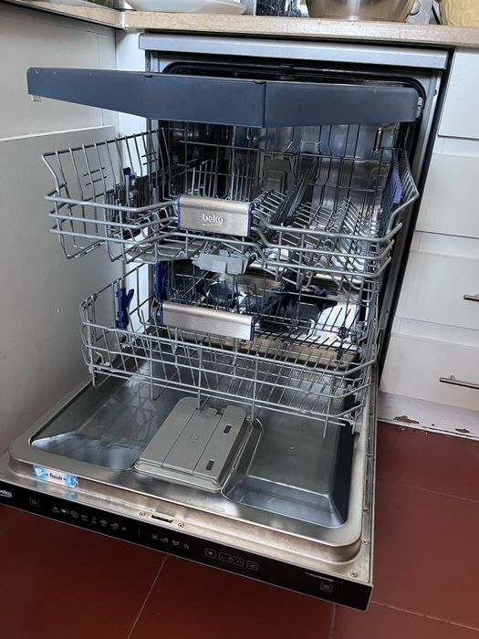 Máquina lavar loiça BEKO
