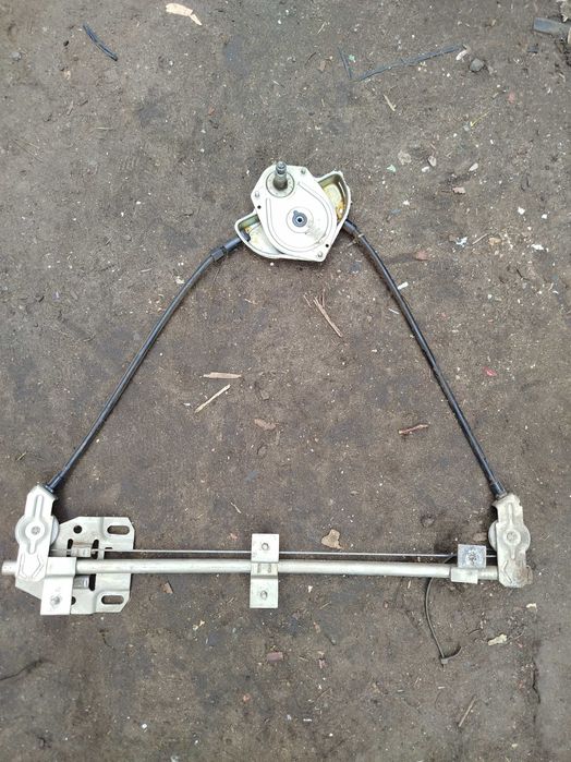 Склопідйомник передній ВАЗ 2108