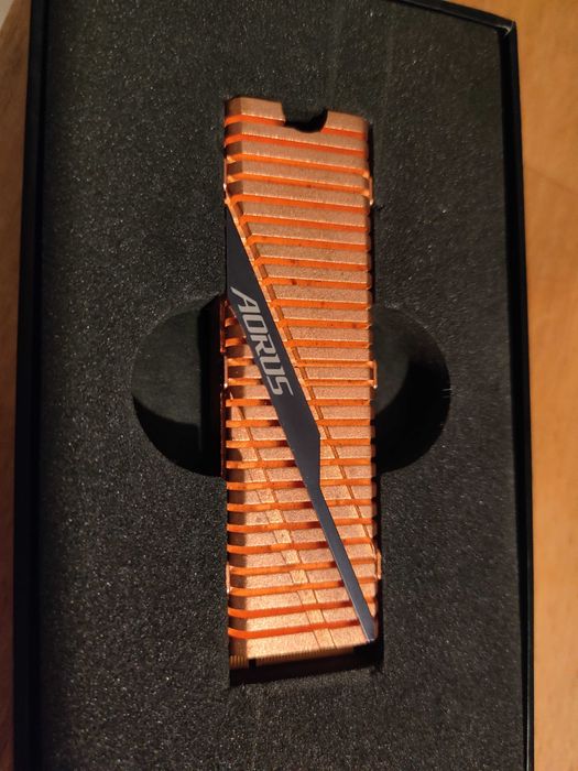 Gigabyte AORUS M.2 Gen4 PCIe X4 NVMe 2TB
