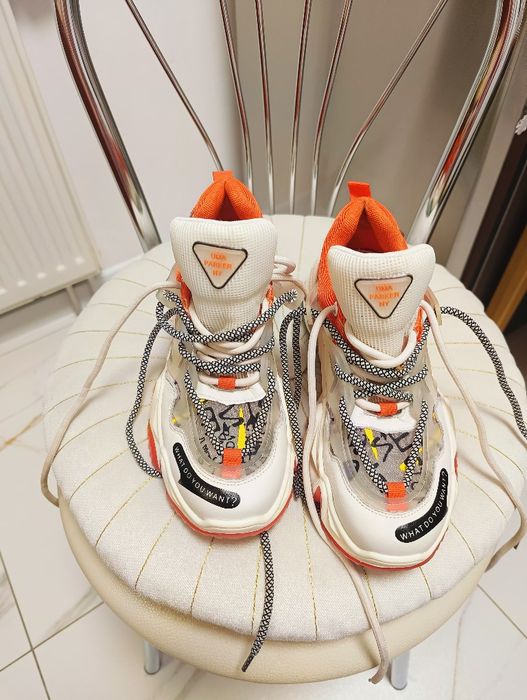 Buty sportowe...