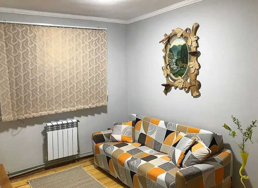 Котедж на 8 осіб з басейном. Сколе