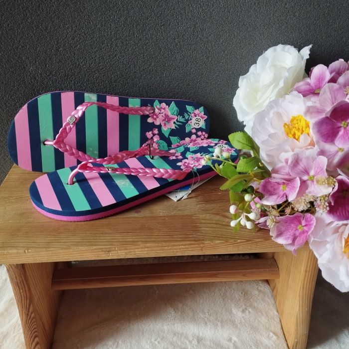 Nowe klapki damskie Pepco – rozmiar 38 – wygoda na lato