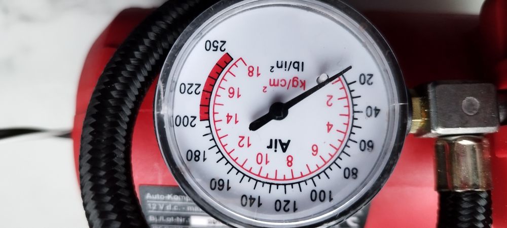 Kompresor do kół dobrej firmy Einhell