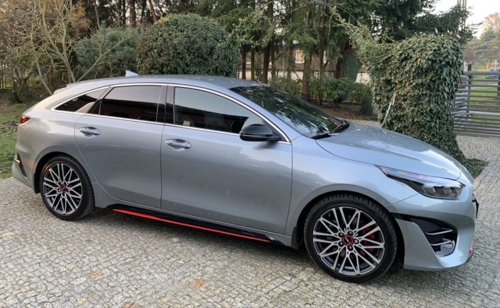 KIA ProCeed GT 204KM  salon Polska Bezwypadkowy serwisowany w ASO  ACC JBL  Keyless  Park Assist grzana szyba kierownica i fotele!