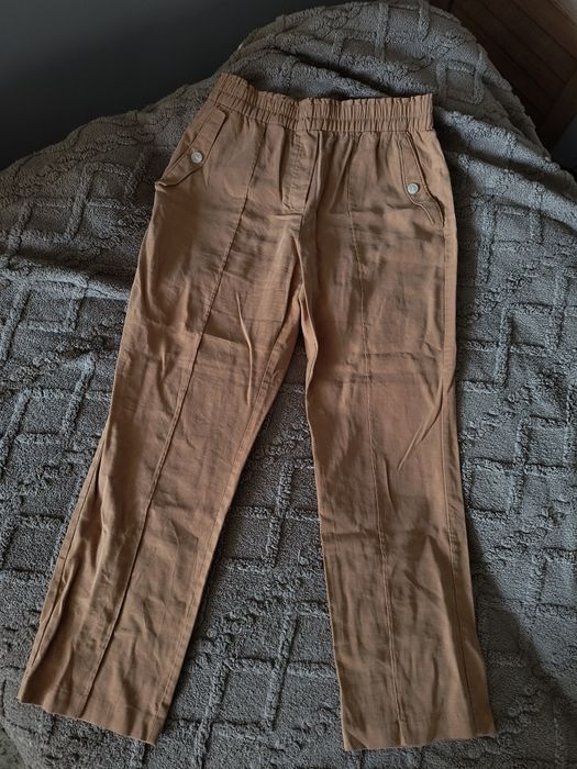 Karmelowe spodnie w kant