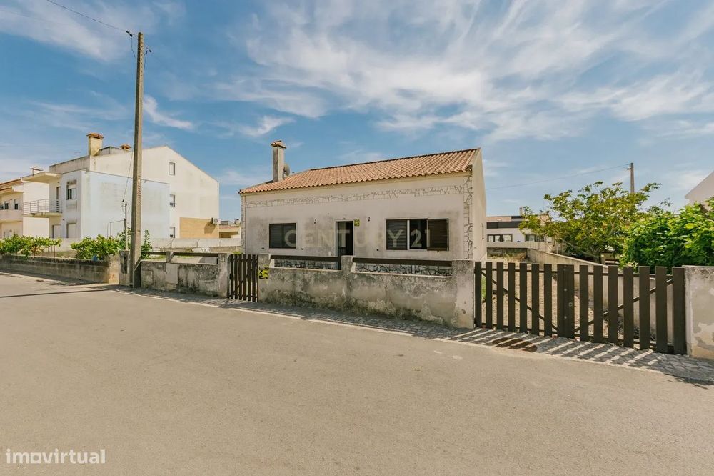 Moradia Isolada T2 Alto-Estanqueiro