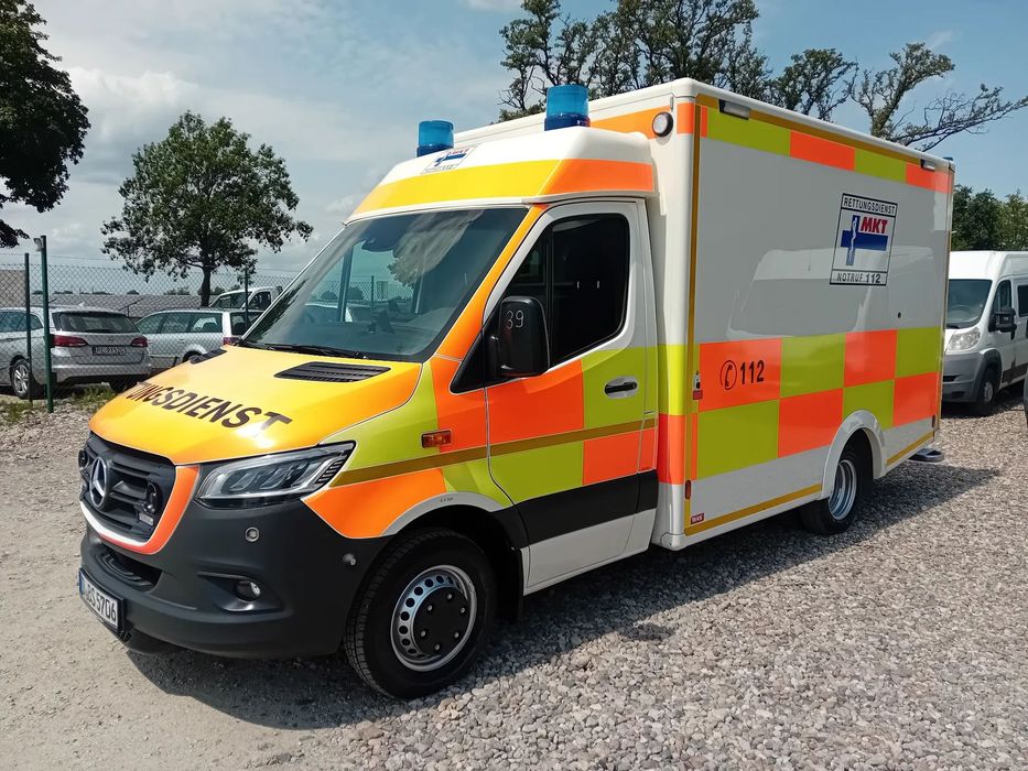 Mercedes-Benz Sprinter  Karetka do przerobienia na Kampera