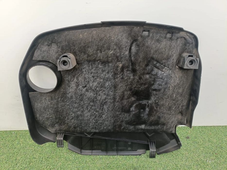 Cobertura do motor / blindagem superior do motor BMW 1 (F20)