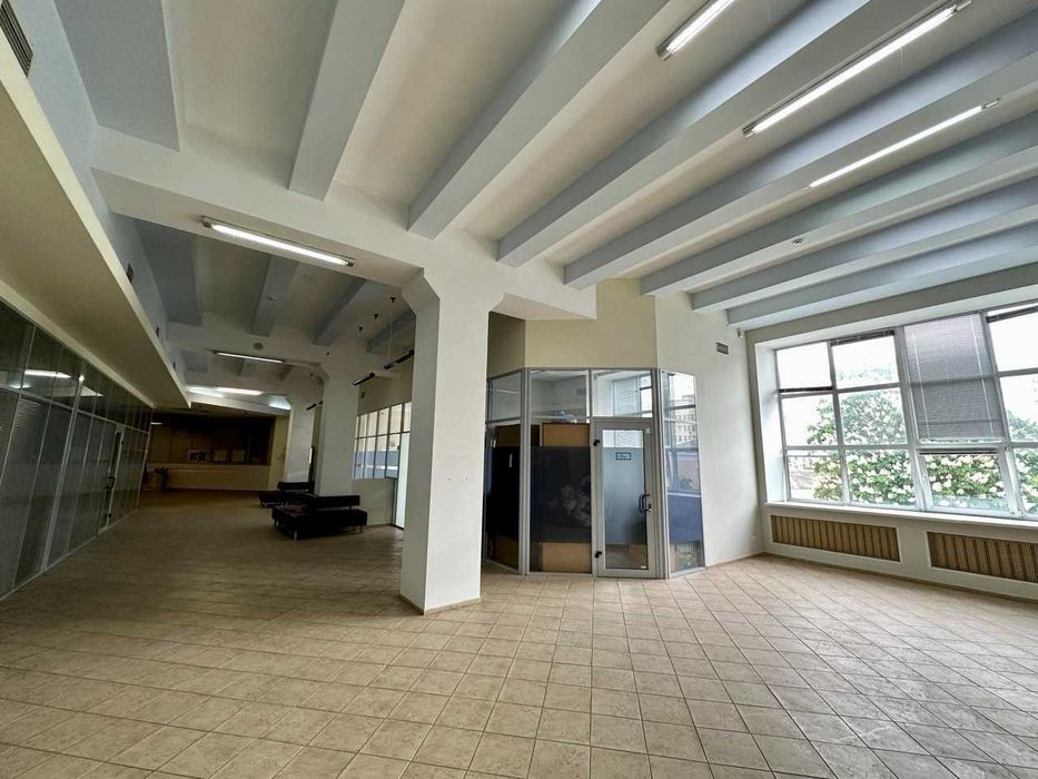 Офіс в бізнес центрі, 55 м.кв. Вокзальна. Власник