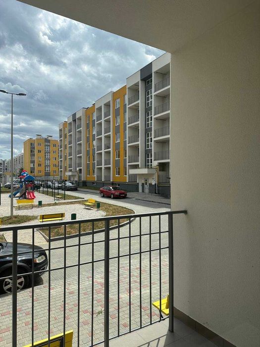 baz Продам двокімнатну квартиру на 7-му небі, Маріупольська вул.