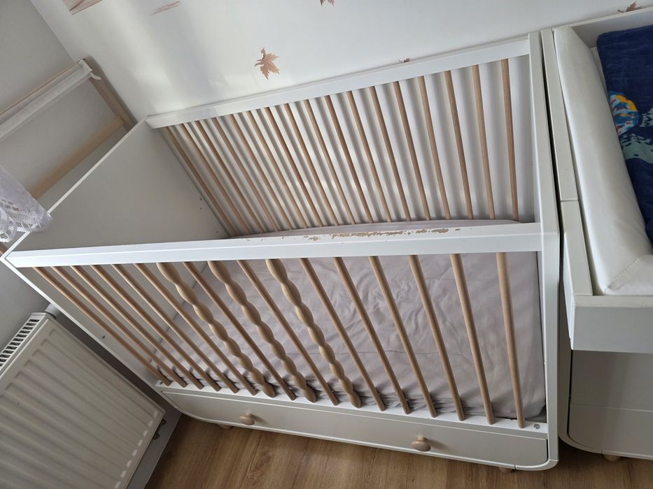 Łóżeczko i komoda - komplet IKEA