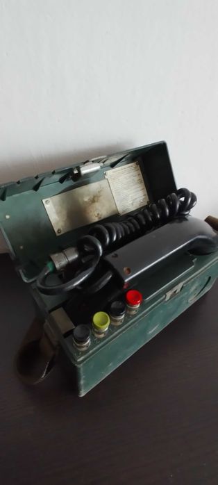 Aparat telefoniczny telefon polowy  AP-82/MB-CB