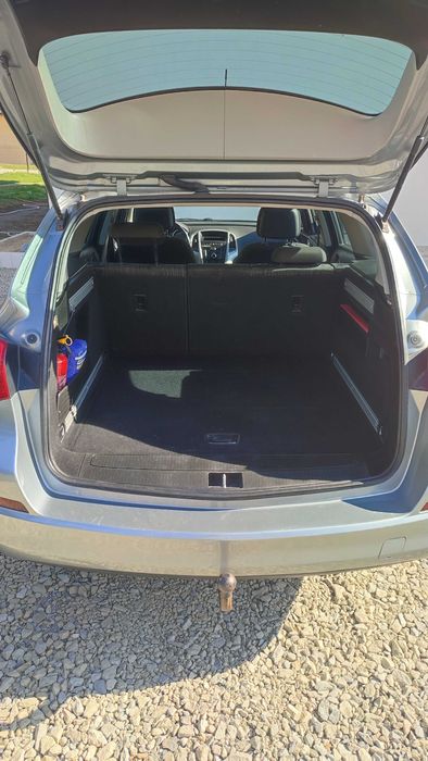 Opel Astra J Sports Tourer 1.7 CDTI 110 KM | 2011 | 254 tys. km | zadbany i sprawny