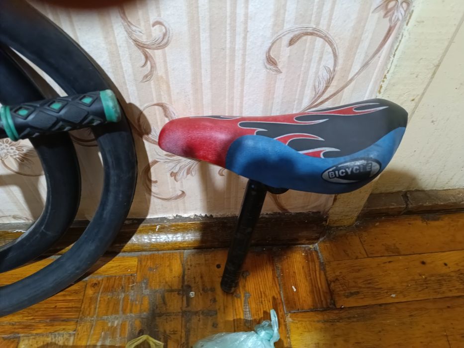 Запчастина для велосипеда.Колесо 20 дюймів.