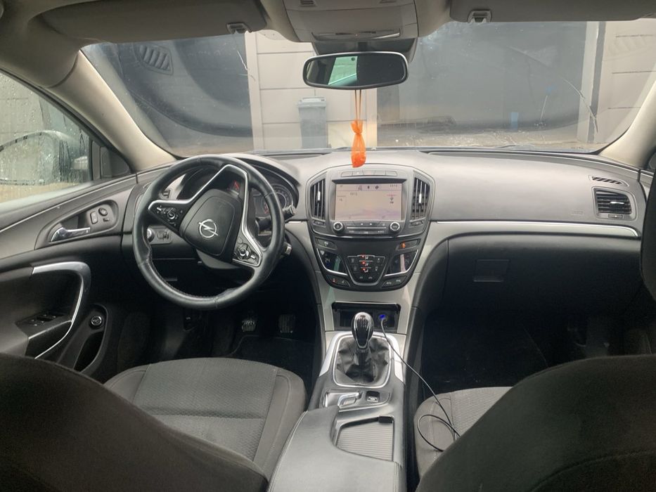 Опель ігсігнія продам