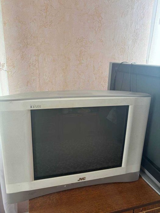 продам телевізор JVC AV-2155VE