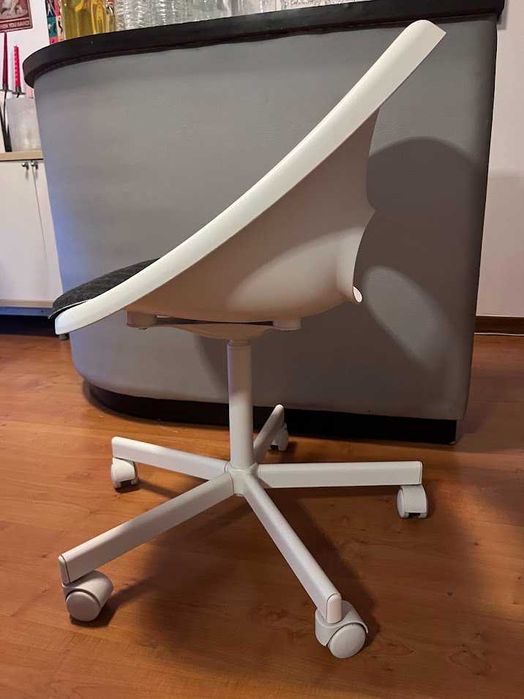 Cadeira escritorio Ikea