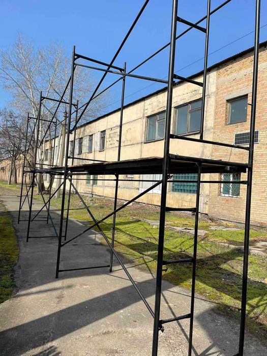 Продажа строительных лесов новых и б/у