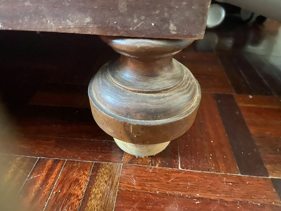 Movel madeira macico antigo