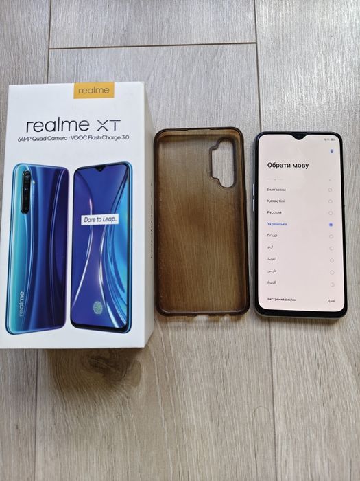 Телефон Realme XT