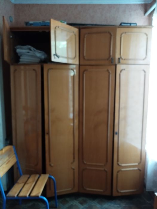 Продам спальный гарнитур