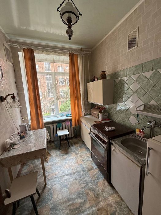 Продам‼️2 к.кв.сталинка, ул.Мира, метро Индустриальная