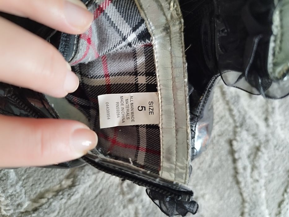 Buty dla dziewczynki