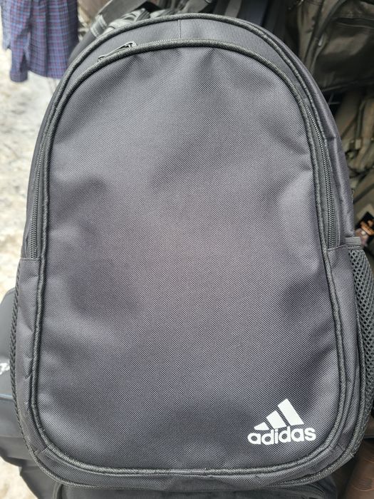 Дешеві рюкзаки  в наявності