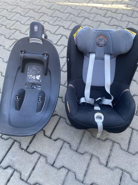 Fotelik plus baza cybex gold  Sirona M2
