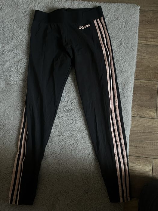 Leginsy sportowe adidas
