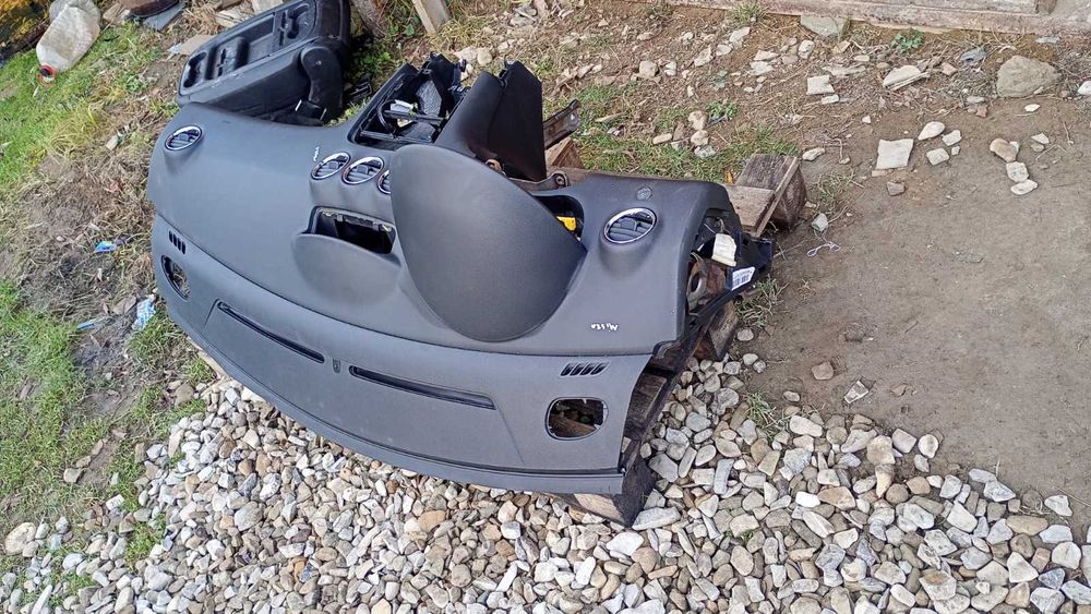 Торпеда Пежо 308