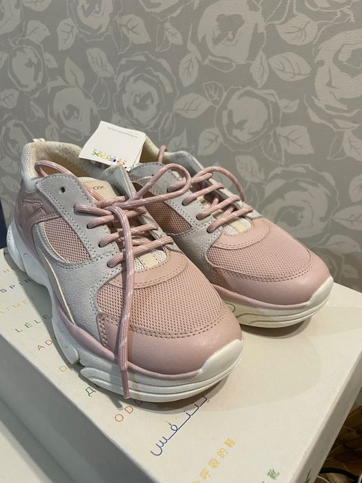 Кросівки geox, 38, нові