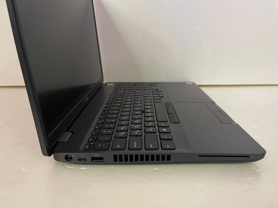 Игровой СВЕЖАК!!  DELL 5501 + (Core i5 9400H ) + 16 RAM + Видео GDDR5