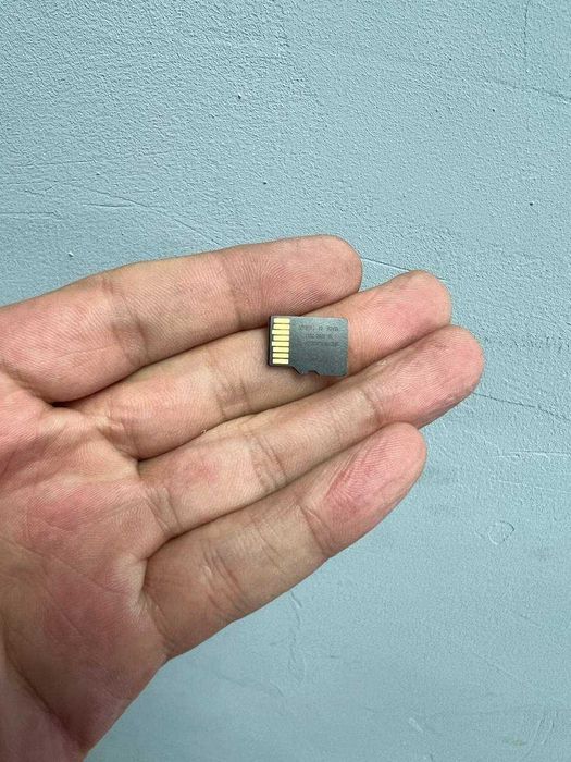 Карта пам'яті Lenovo MicroSD 1TB V60 XC A2