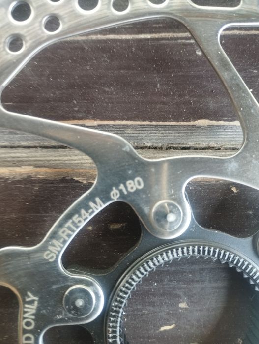 Sprzedam trzy tarcze hamulcowe Shimano Centerlock