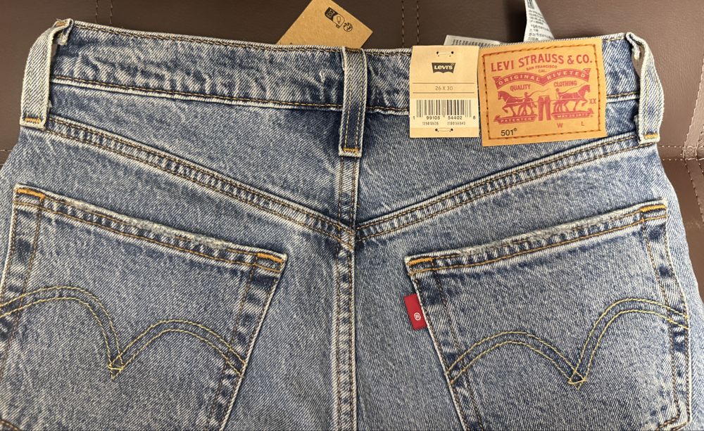 Джинси жіночі Levi’s