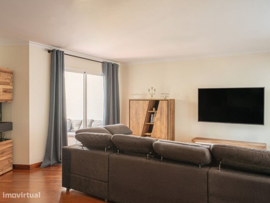 Duplex T4 no último andar, Praia Formosa